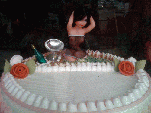 Sloth (USA-2) : Match Game Party 2nite Mit Sexy Lady Vegan Cake